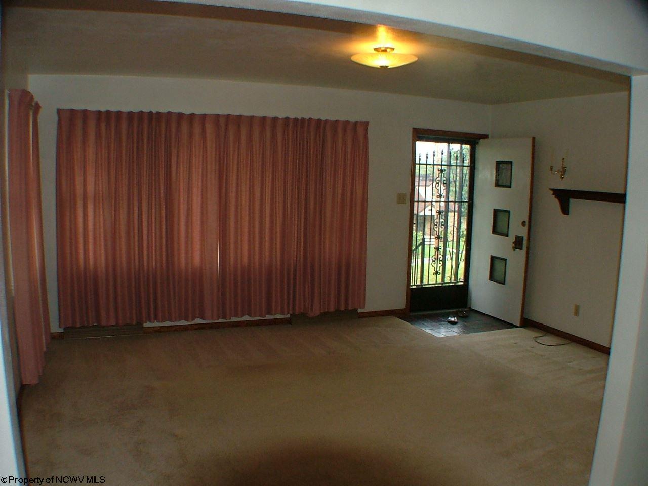 1421 Pleasant Valley Road Fairmont, WV 26554 - Photo 9 of 16 Gallery Image 9