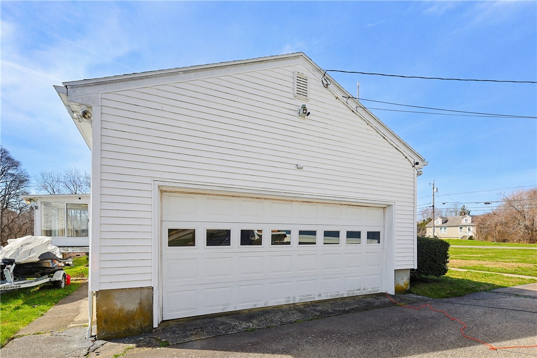 10 Brayton Road Tiverton, RI 02878 - Photo 27 of 33 Gallery Image 27
