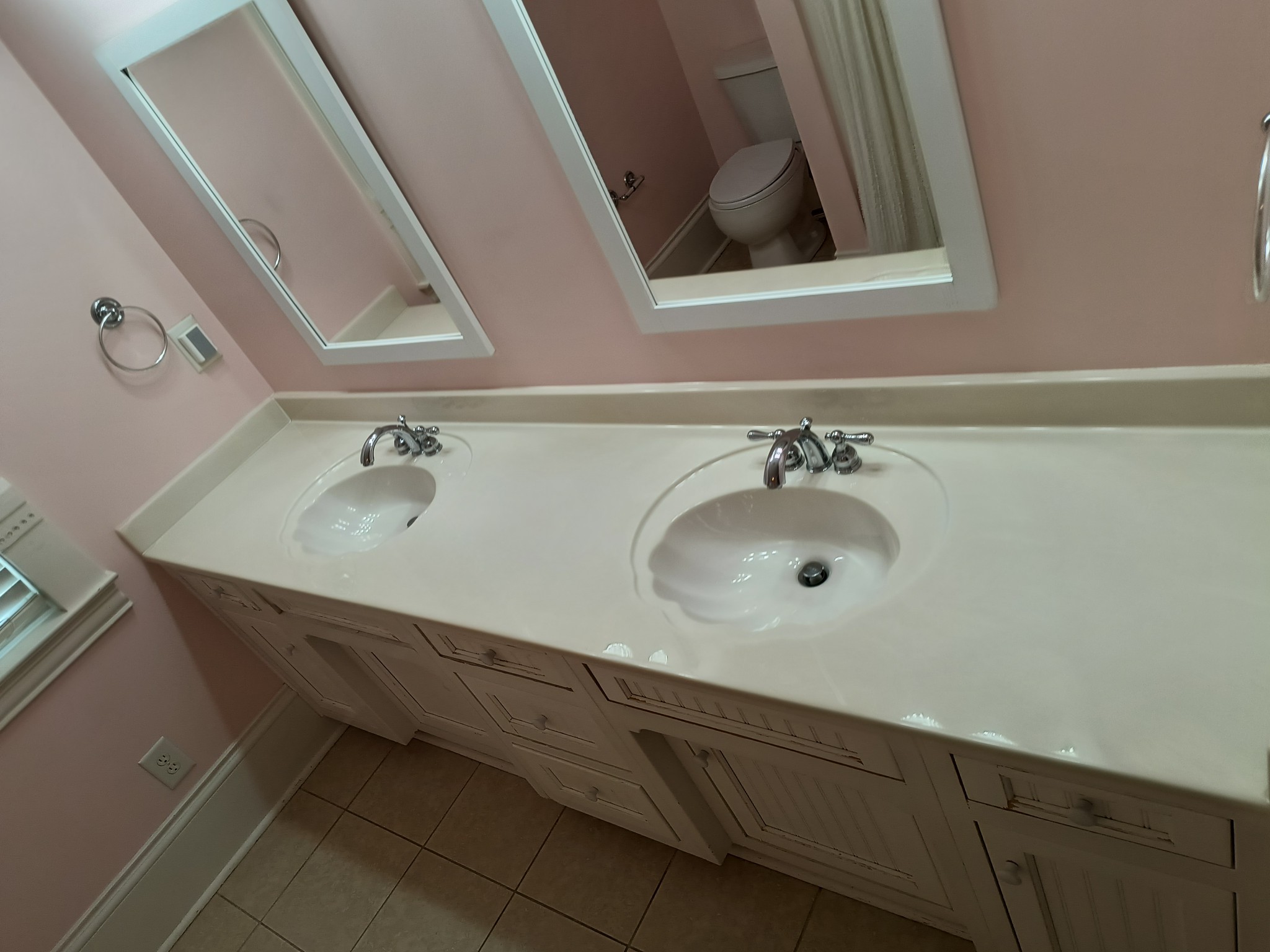 3460 Big Springs Road Lebanon, TN 37090 - Photo 54 of 74 a bathroom with a sink and mirror