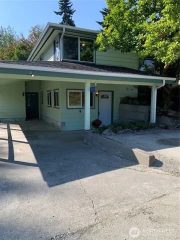 $770,000 | 10211 Southwest Bank Road, Unit A & B, Vashon, WA 98070