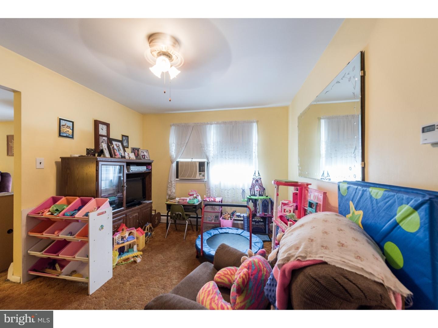 17 Ashbourne Road Darby, PA 19023 - Photo 8 of 19 Gallery Image 8