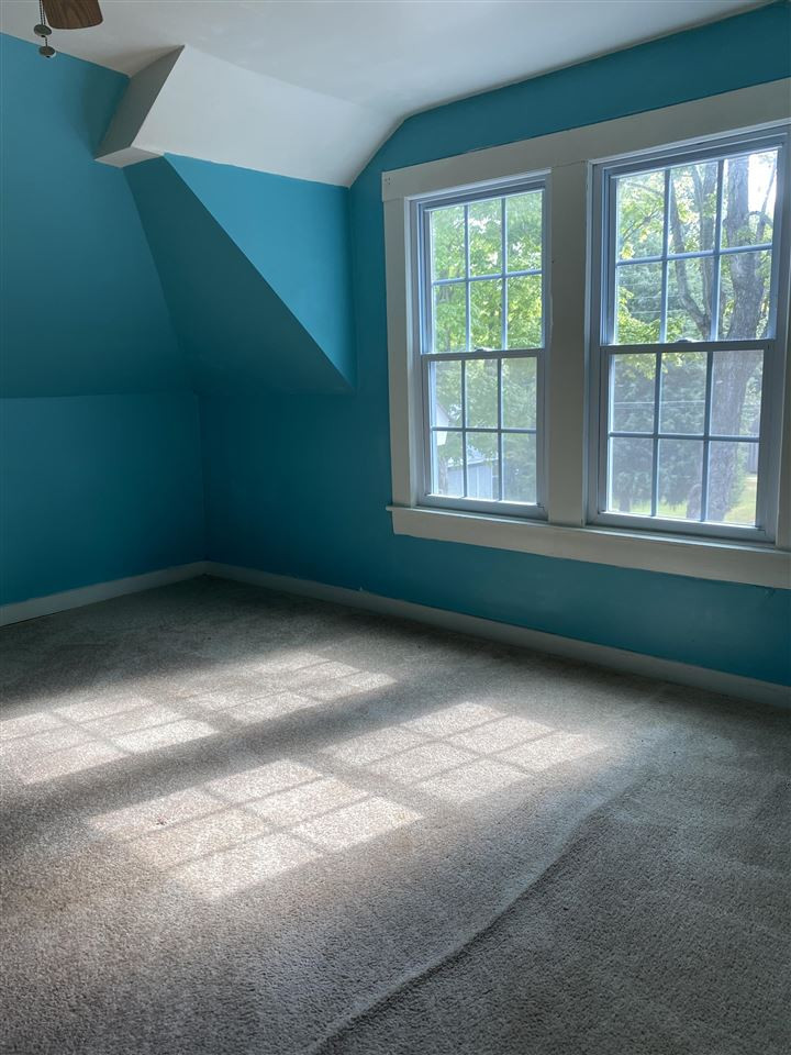 113 Jordan Street Rutherford, TN 38369 - Photo 9 of 14 an empty room with a window