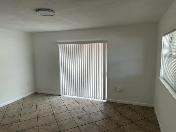 $1,999 | 115 Maple Avenue, Fort Pierce, FL 34982