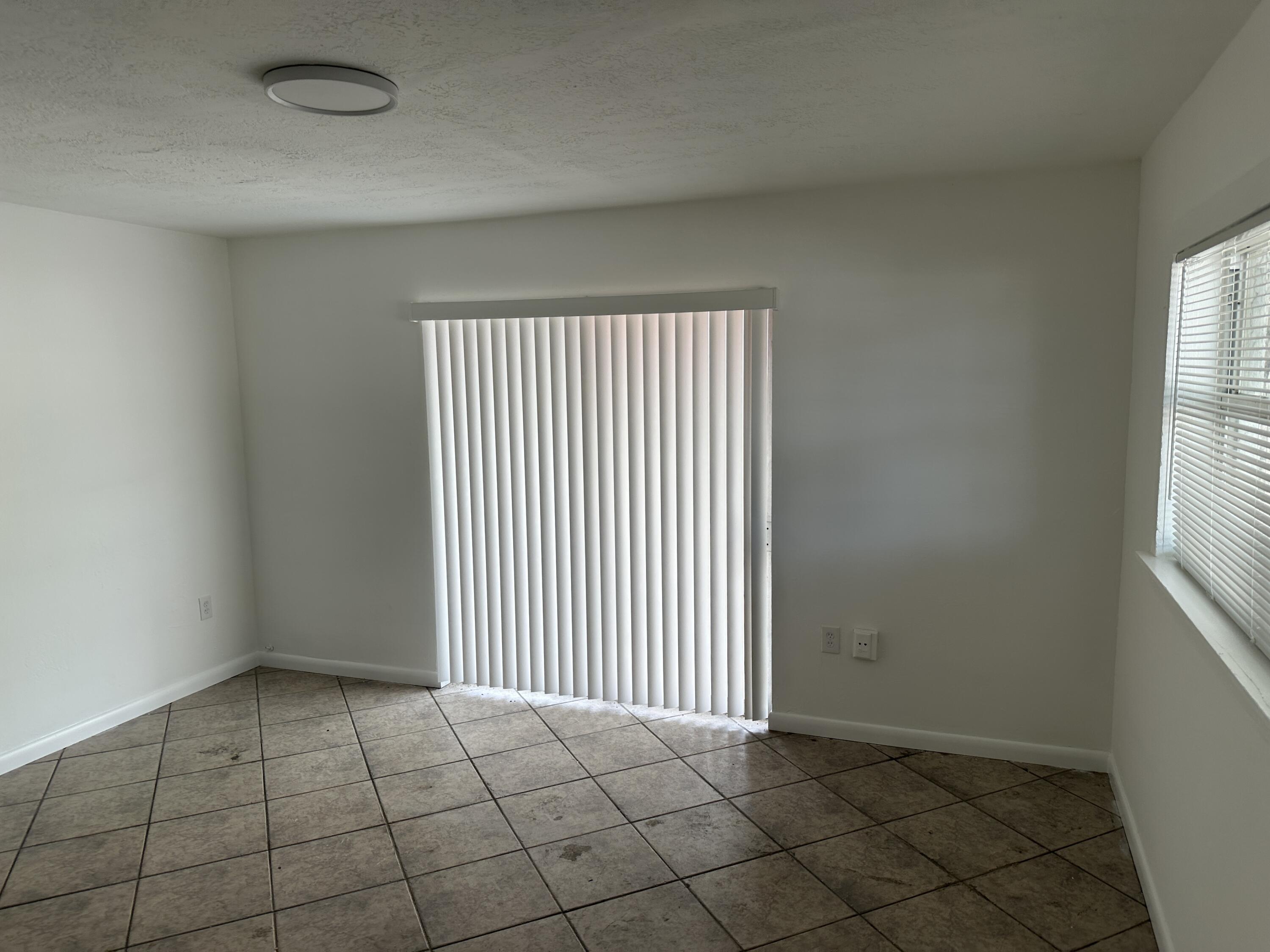 115 Maple Avenue Fort Pierce, FL 34982 - Photo 11 of 16 IMG_4446