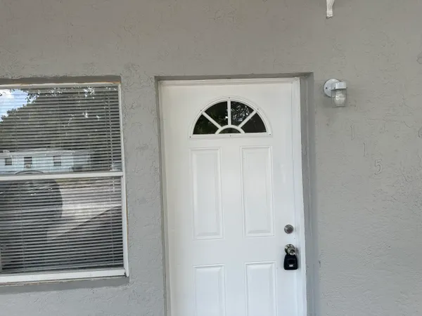 $1,999 | 115 Maple Avenue, Fort Pierce, FL 34982