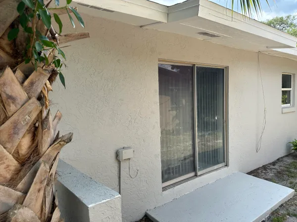 $1,999 | 115 Maple Avenue, Fort Pierce, FL 34982