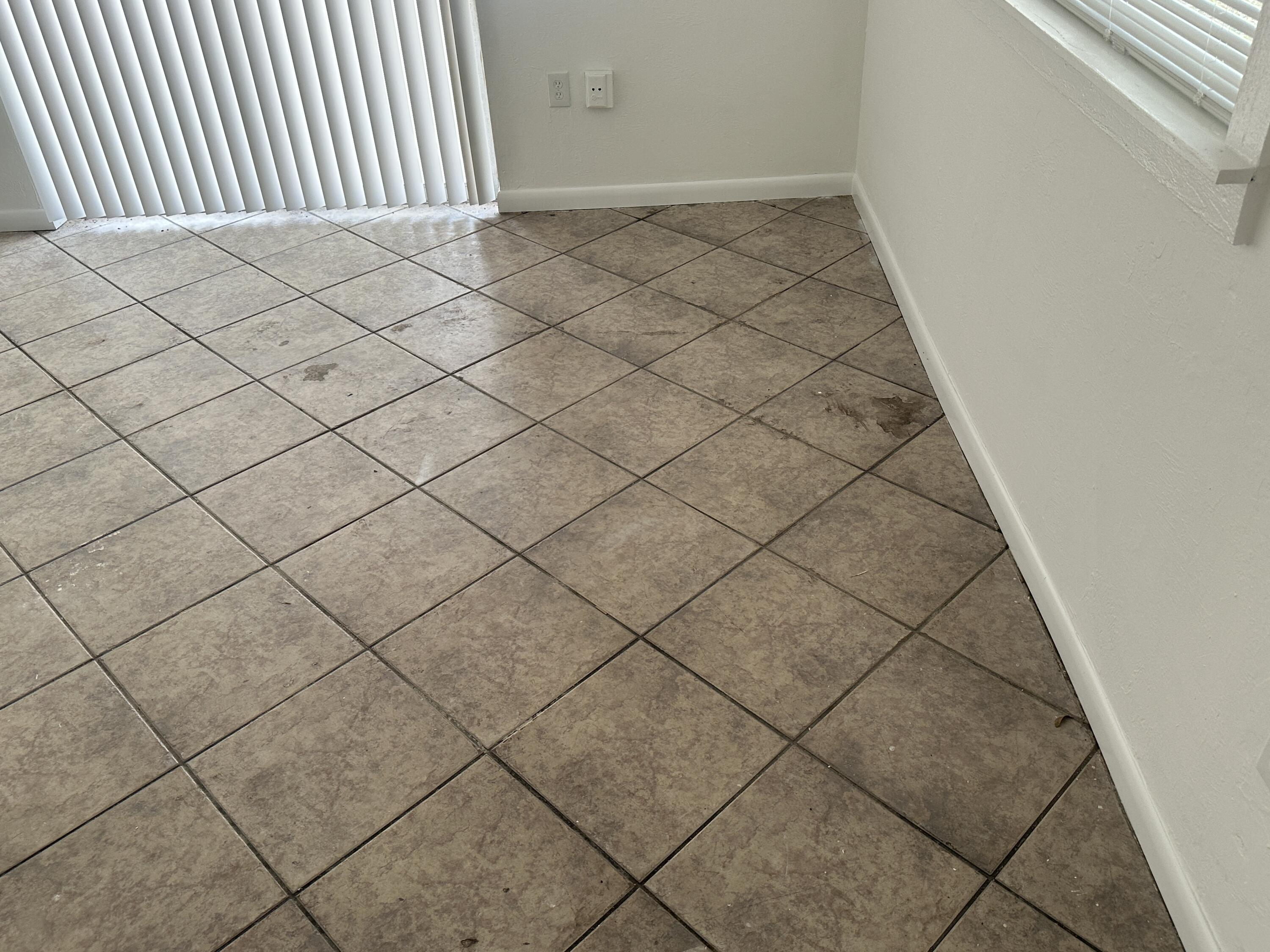 115 Maple Avenue Fort Pierce, FL 34982 - Photo 6 of 16 IMG_4441