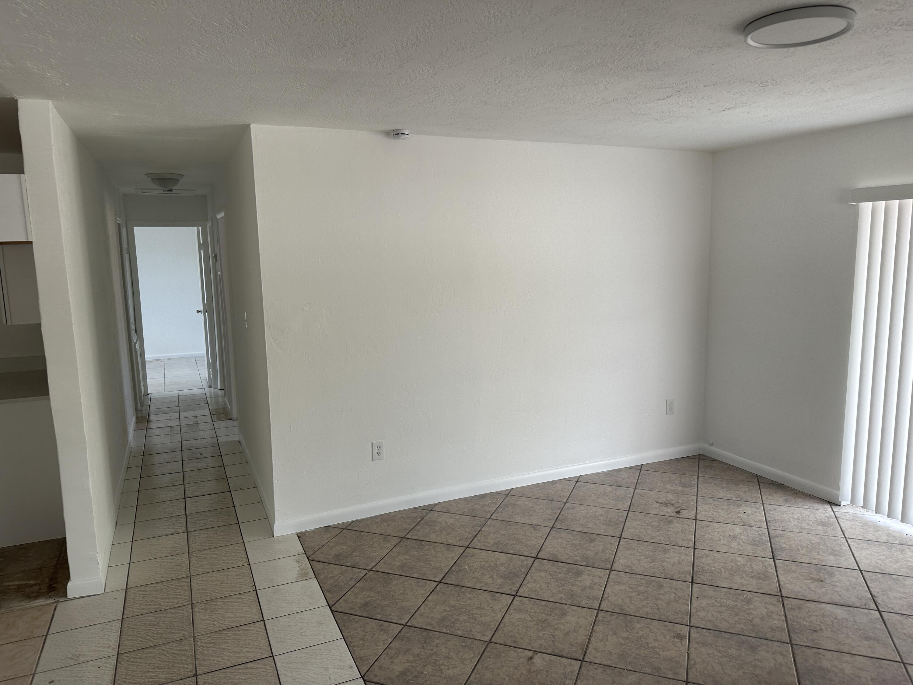 115 Maple Avenue Fort Pierce, FL 34982 - Photo 10 of 16 IMG_4445