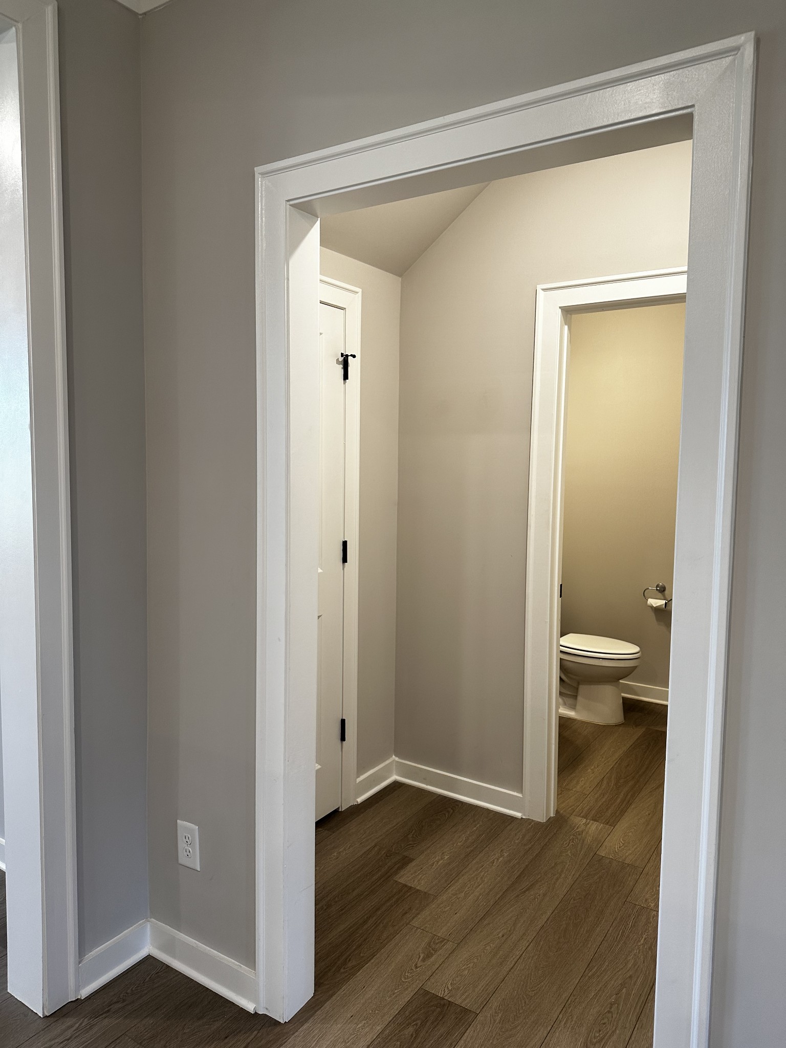 1065 Fallow Road Mount Juliet, TN 37122 - Photo 17 of 55 a view of bathroom with a toilet sink