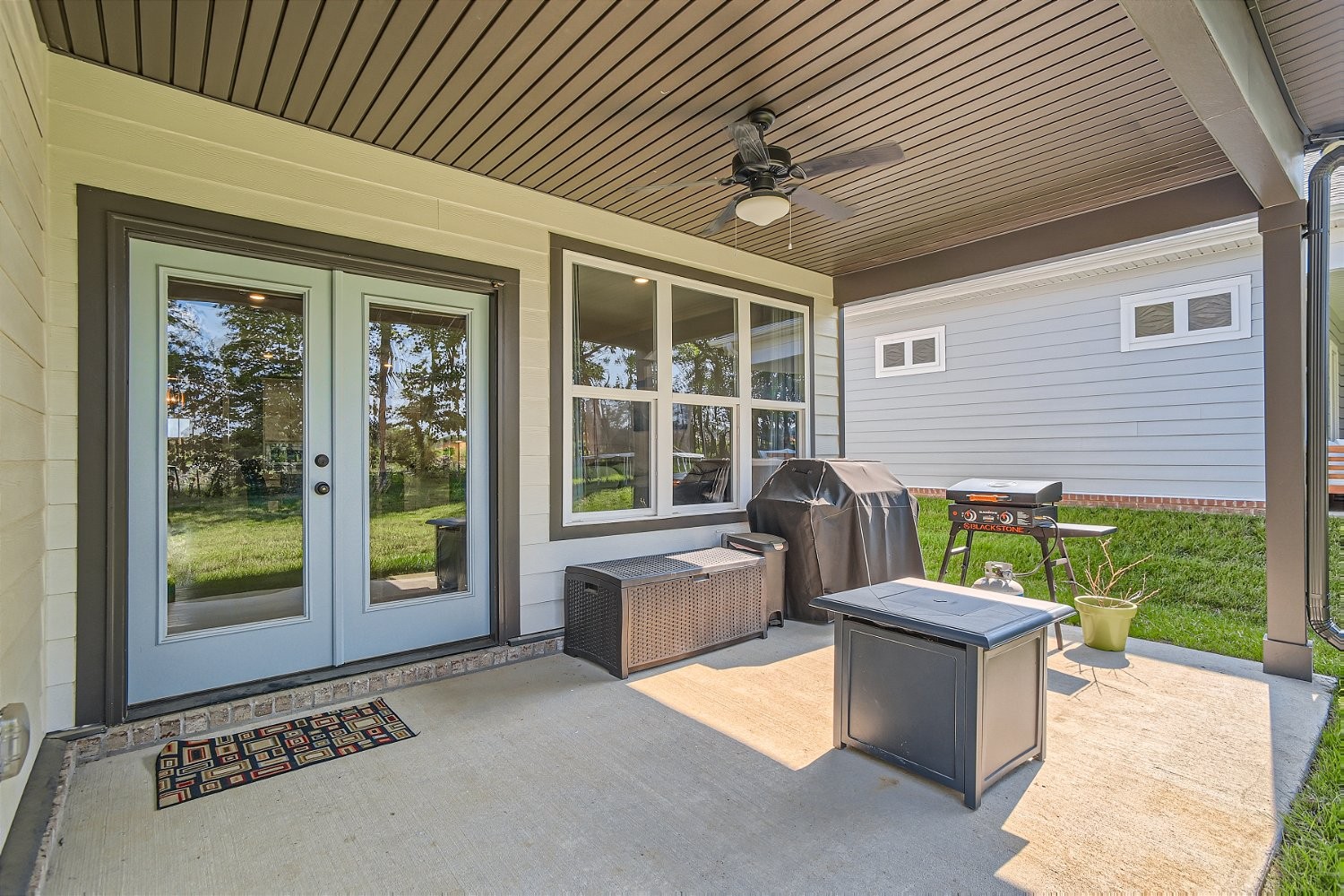 1065 Fallow Road Mount Juliet, TN 37122 - Photo 19 of 55 a outdoor living space with patio furniture and garden