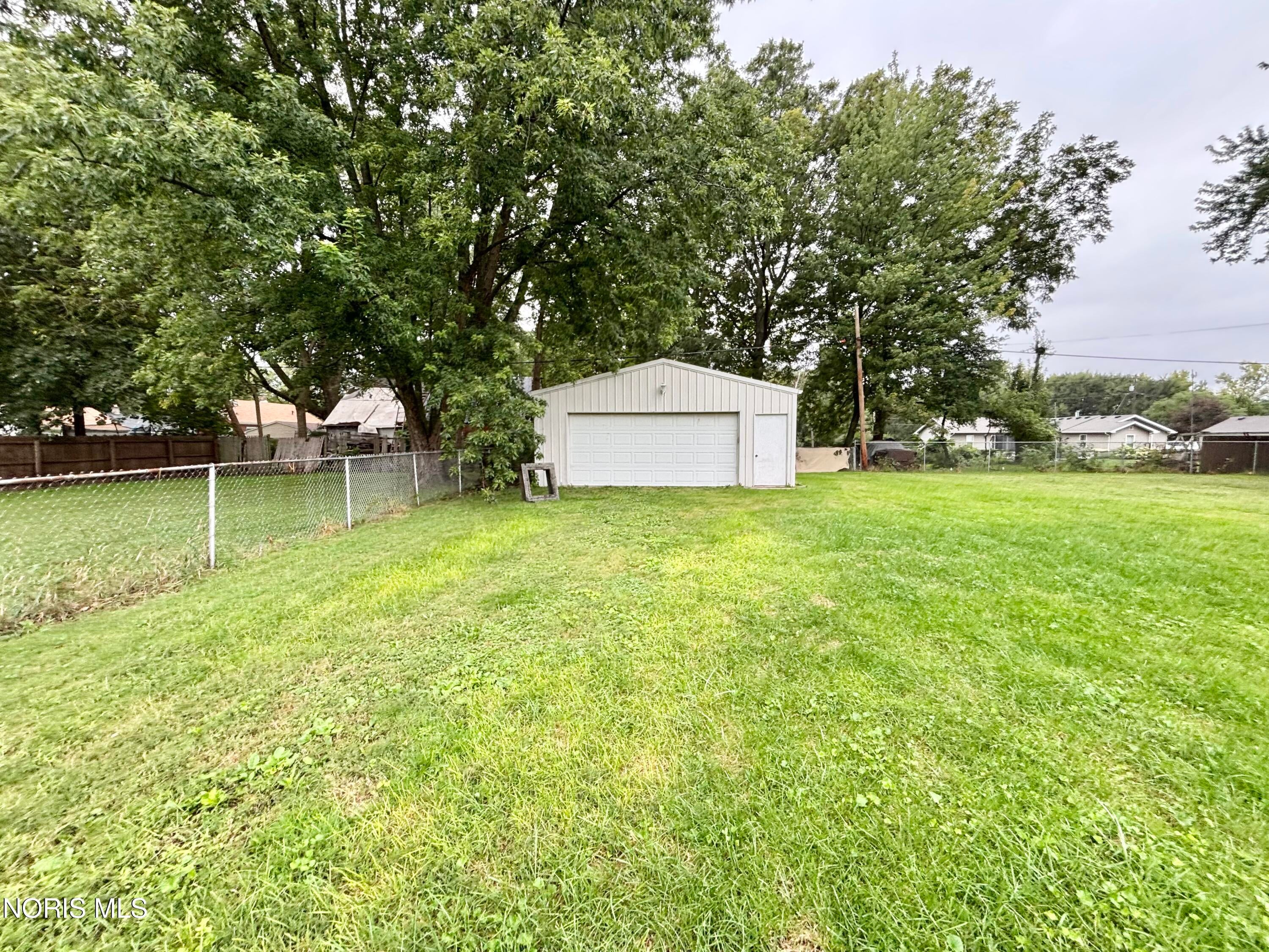 942 Cresceus Road Oregon, OH 43616 - Photo 27 of 29 Gallery Image 27