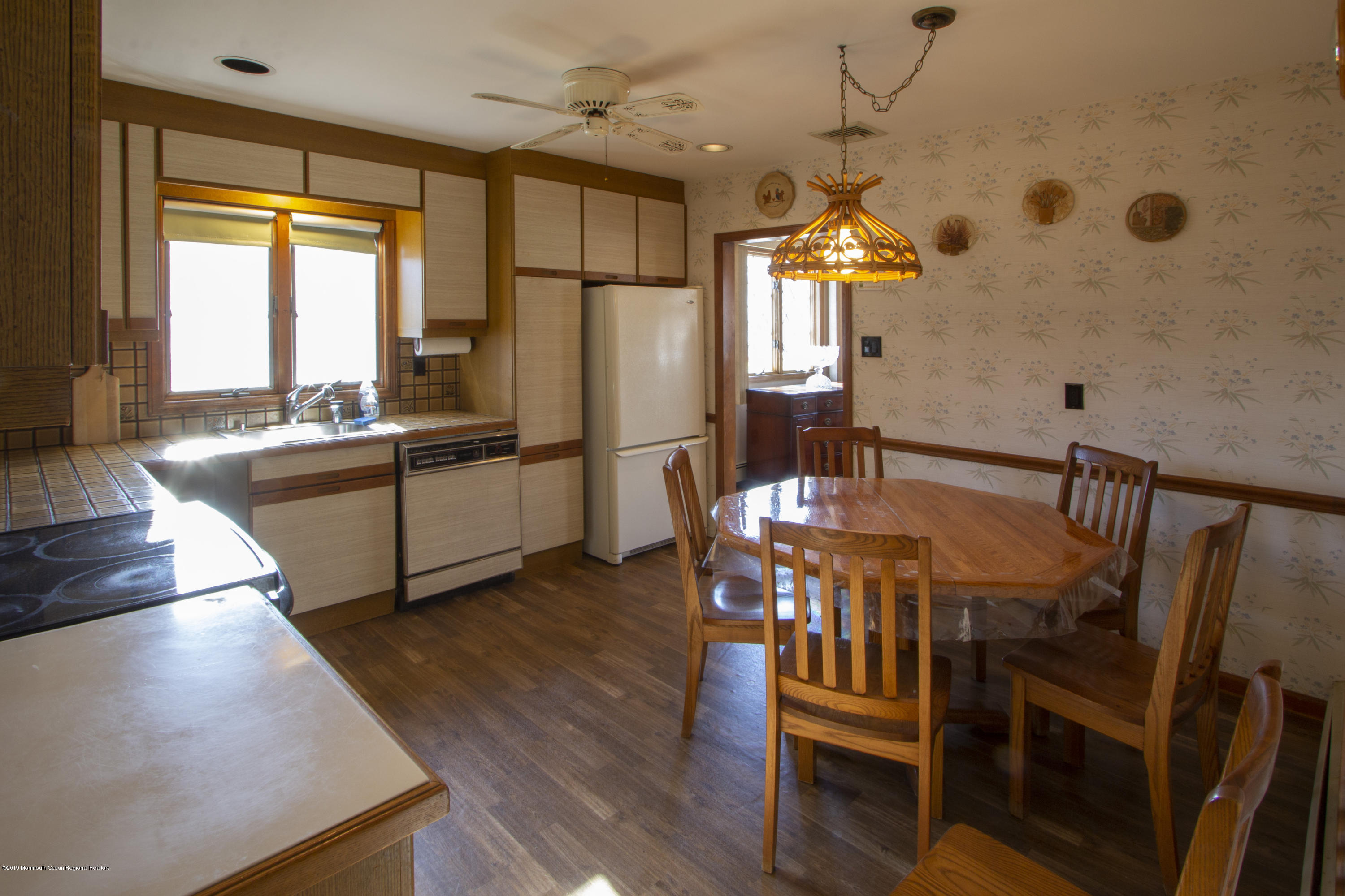 2409 Maple Street Point Pleasant, NJ 08742 - Photo 5 of 27 IMG_0676