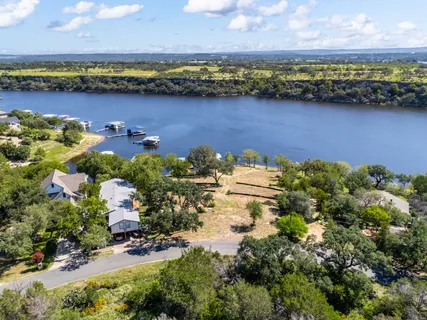 $700,000 | 1015-1017 Lake Shore, Spicewood, TX 78669