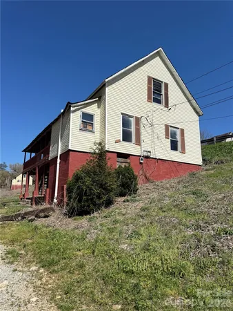 $129,900 | 100 Hickory Street, Rhodhiss, NC 28630