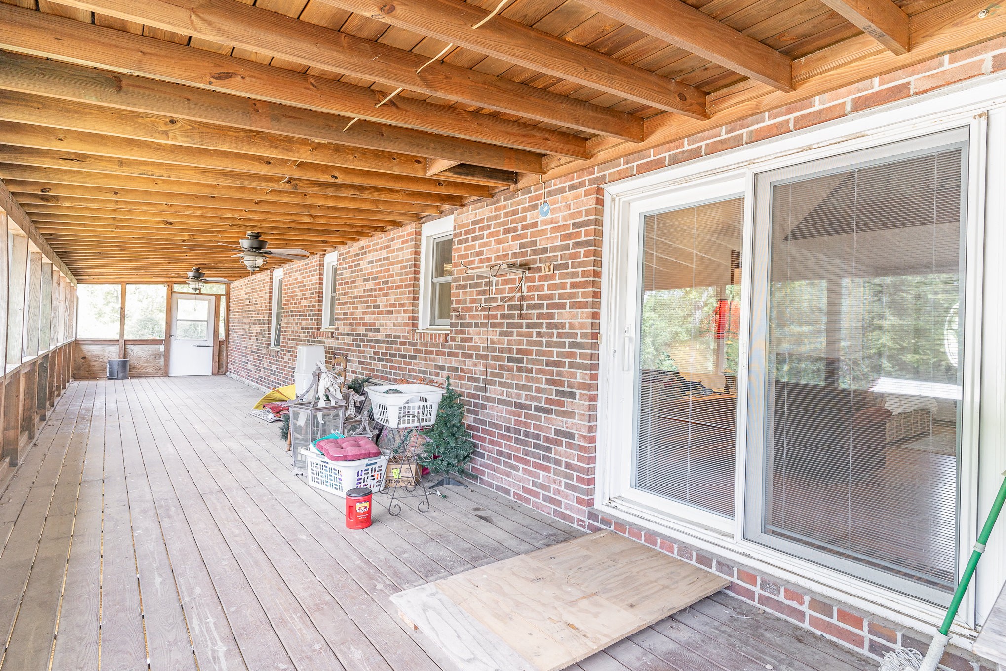 2847 Ashwood Road Columbia, TN 38401 - Photo 21 of 38 a view of a patio with table and chairs