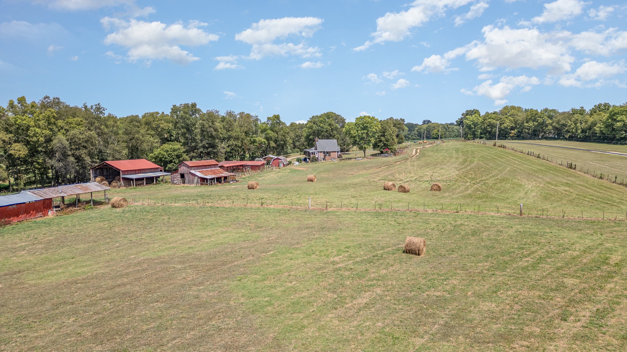 2847 Ashwood Road Columbia, TN 38401 - Photo 32 of 38 a view of a lake with outdoor space
