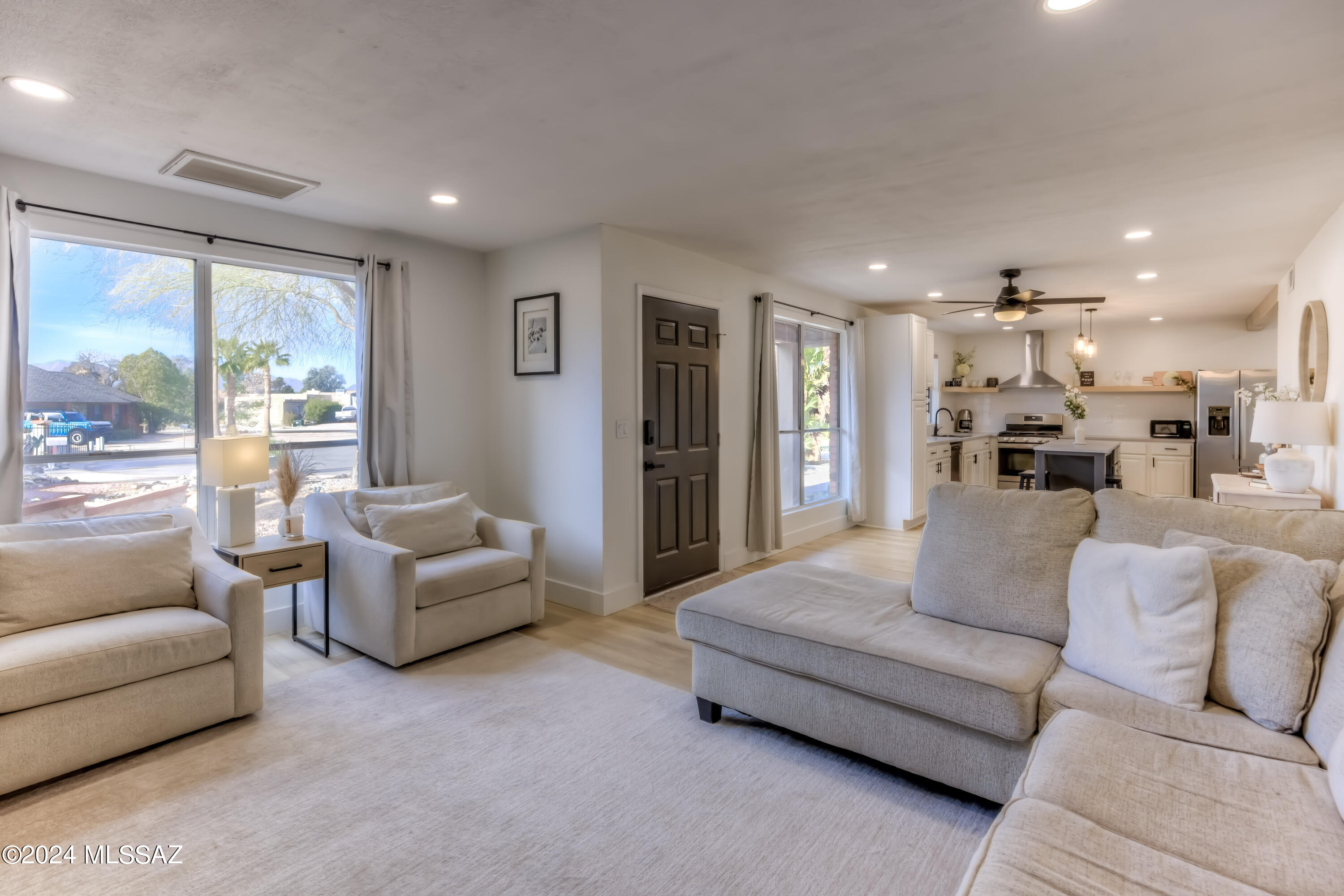 6266 North Parsley Road Tucson, AZ 85741 - Photo 7 of 37
