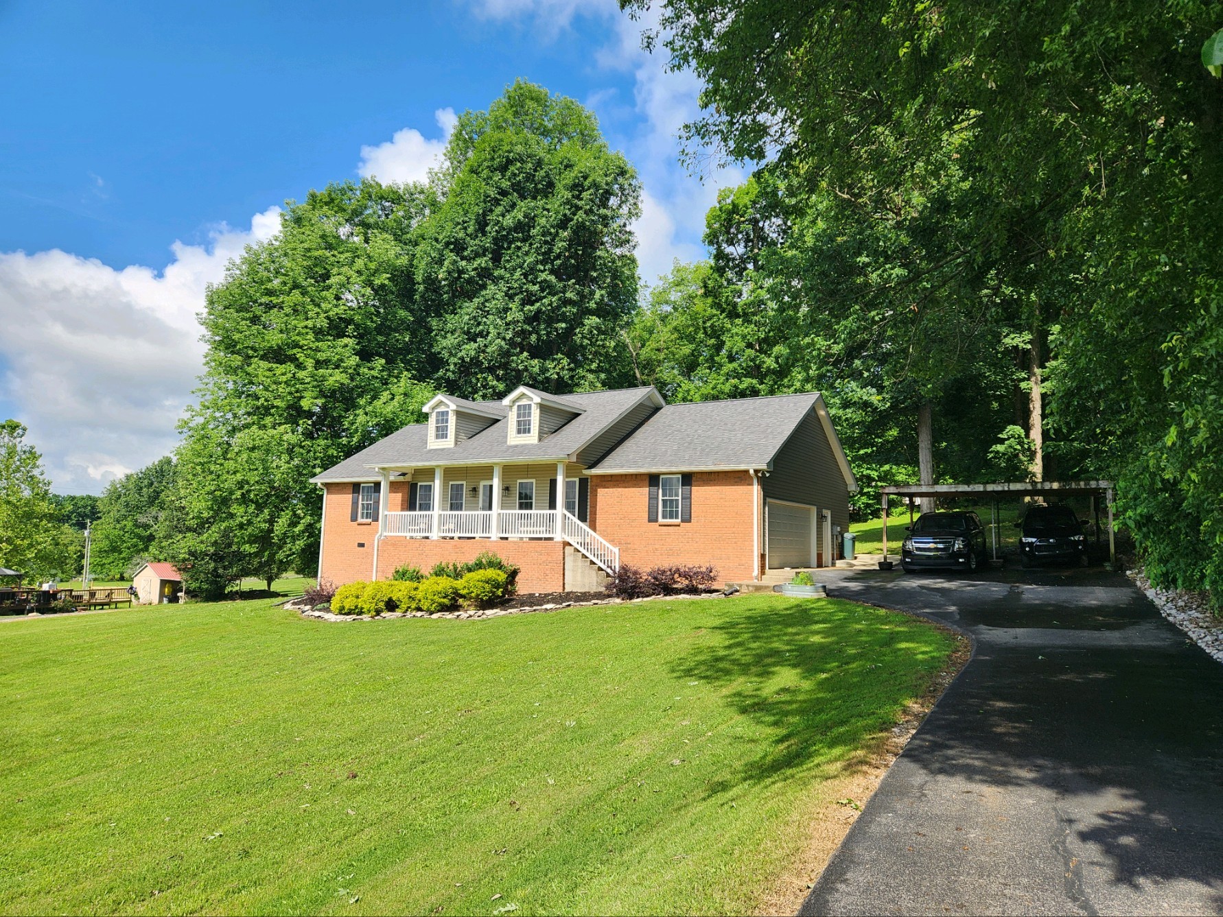 830 Bates Road Lebanon, TN 37087 - Photo 3 of 41 a front view of a house with a yard