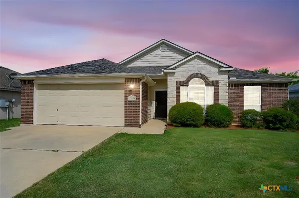 $240,000 | 1206 Wild Wood, Unit WOOD, Temple, TX 76504