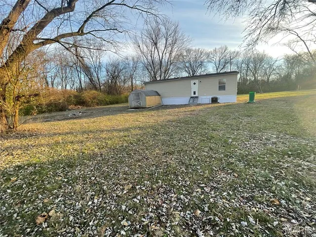 $1,200 | 1350 Pami Street, St. Clair, MO 63077