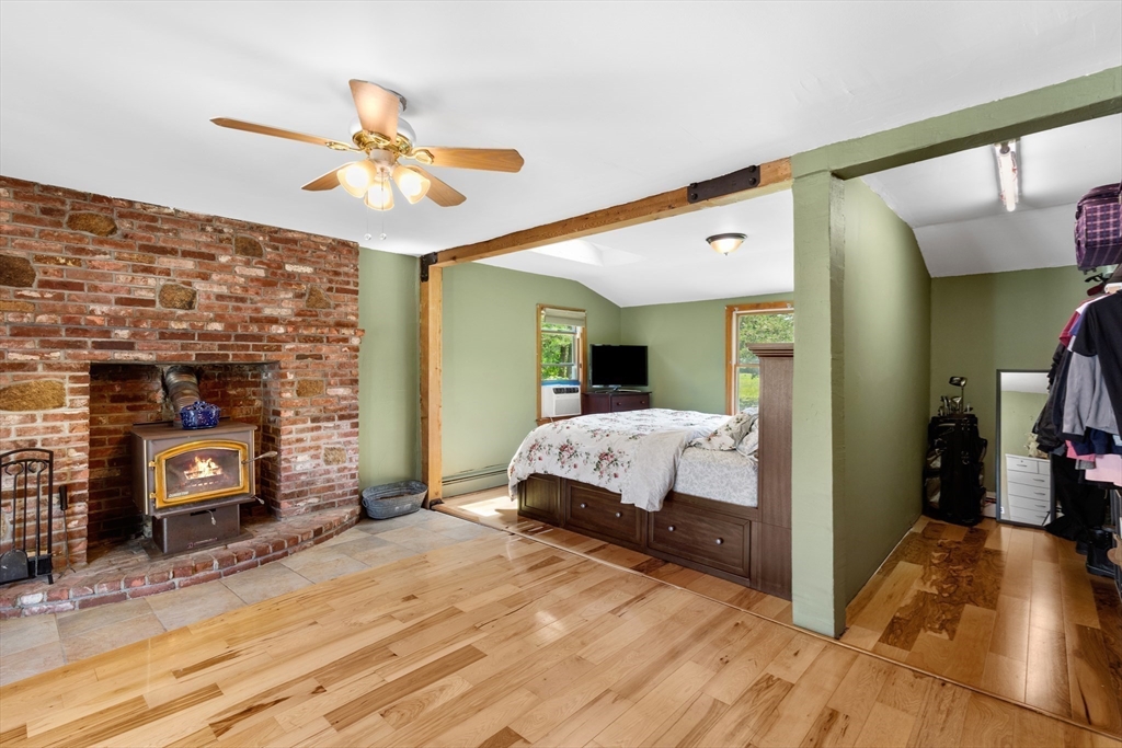 189 Blackmore Pond Road Wareham, MA 02576 - Photo 19 of 41