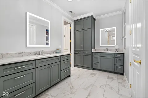 $1,500,000 | 4248 Creekside Pass, Zionsville, IN 46077