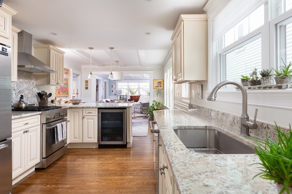 55 Carver Road, Unit 55 Watertown, MA 02472 - Photo 7 of 23 Gallery Image 7