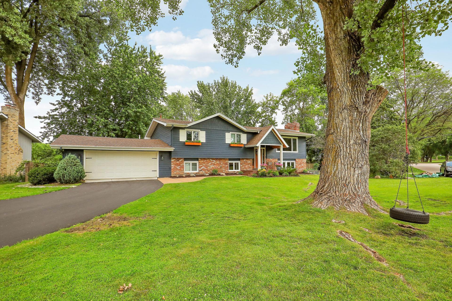 193 Ridgeview Drive Wayzata, MN 55391 - Photo 43 of 45