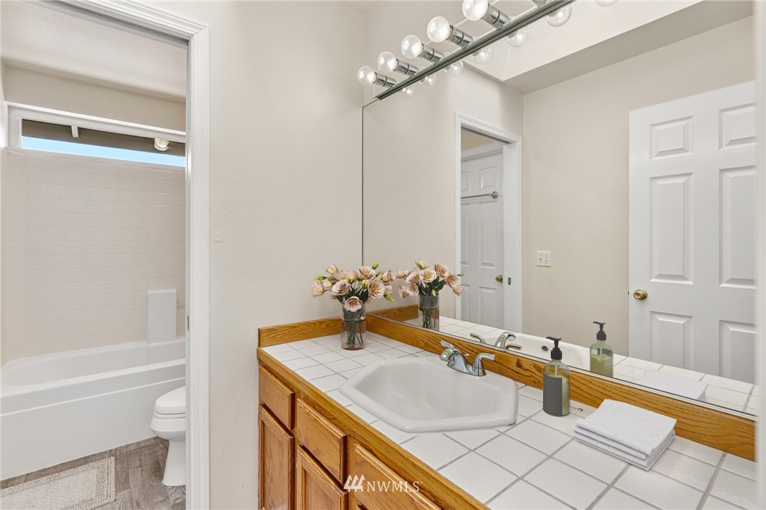 2408 Francis Road Mount Vernon, WA 98273 - Photo 12 of 40 Gallery Image 12