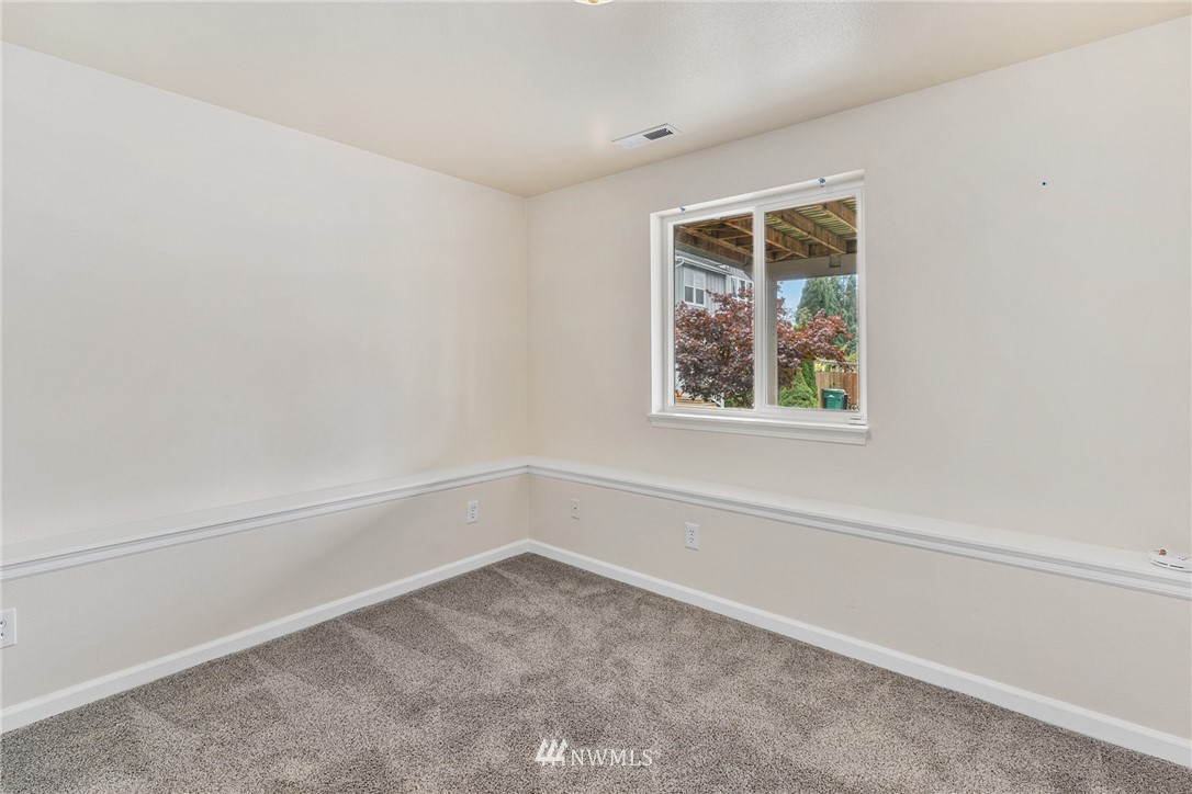 2408 Francis Road Mount Vernon, WA 98273 - Photo 17 of 40 Gallery Image 17
