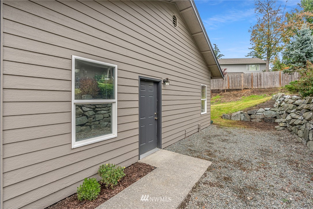 2408 Francis Road Mount Vernon, WA 98273 - Photo 29 of 40 Gallery Image 29