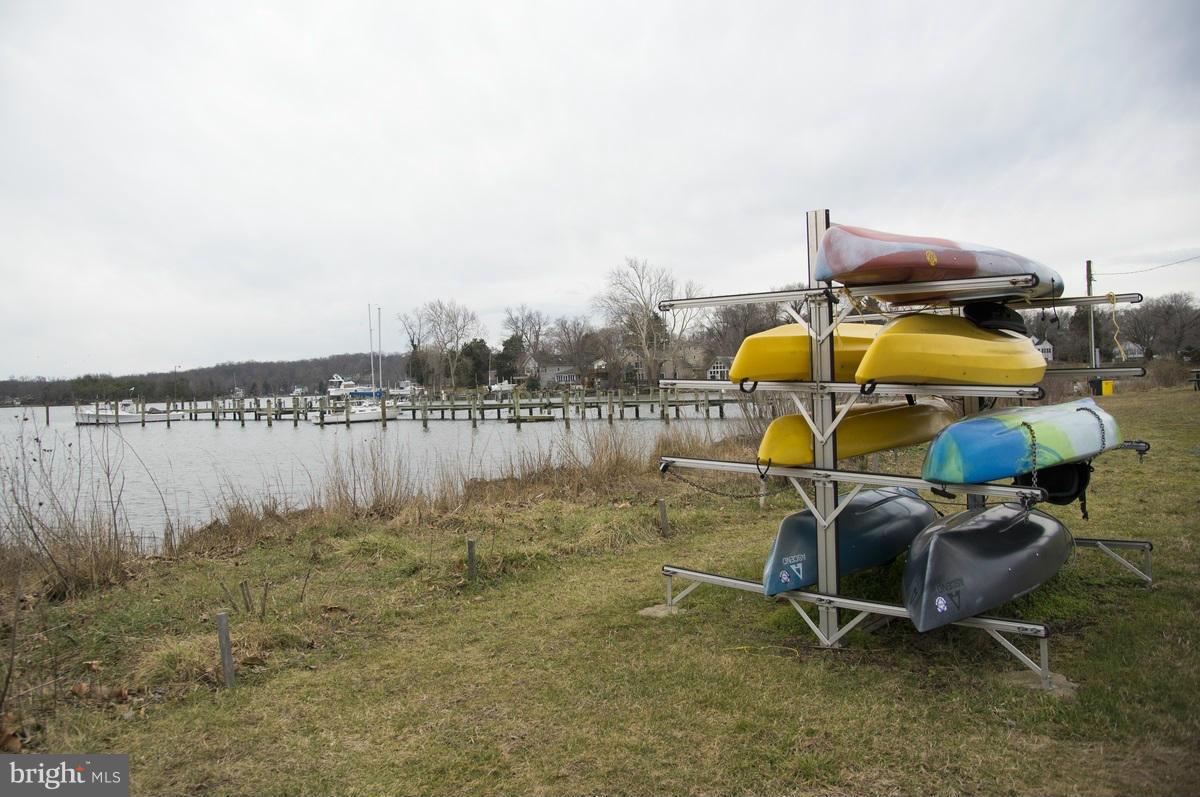 1605 Bishop Road Edgewater, MD 21037 - Photo 23 of 25 Kayak storage for ease of access