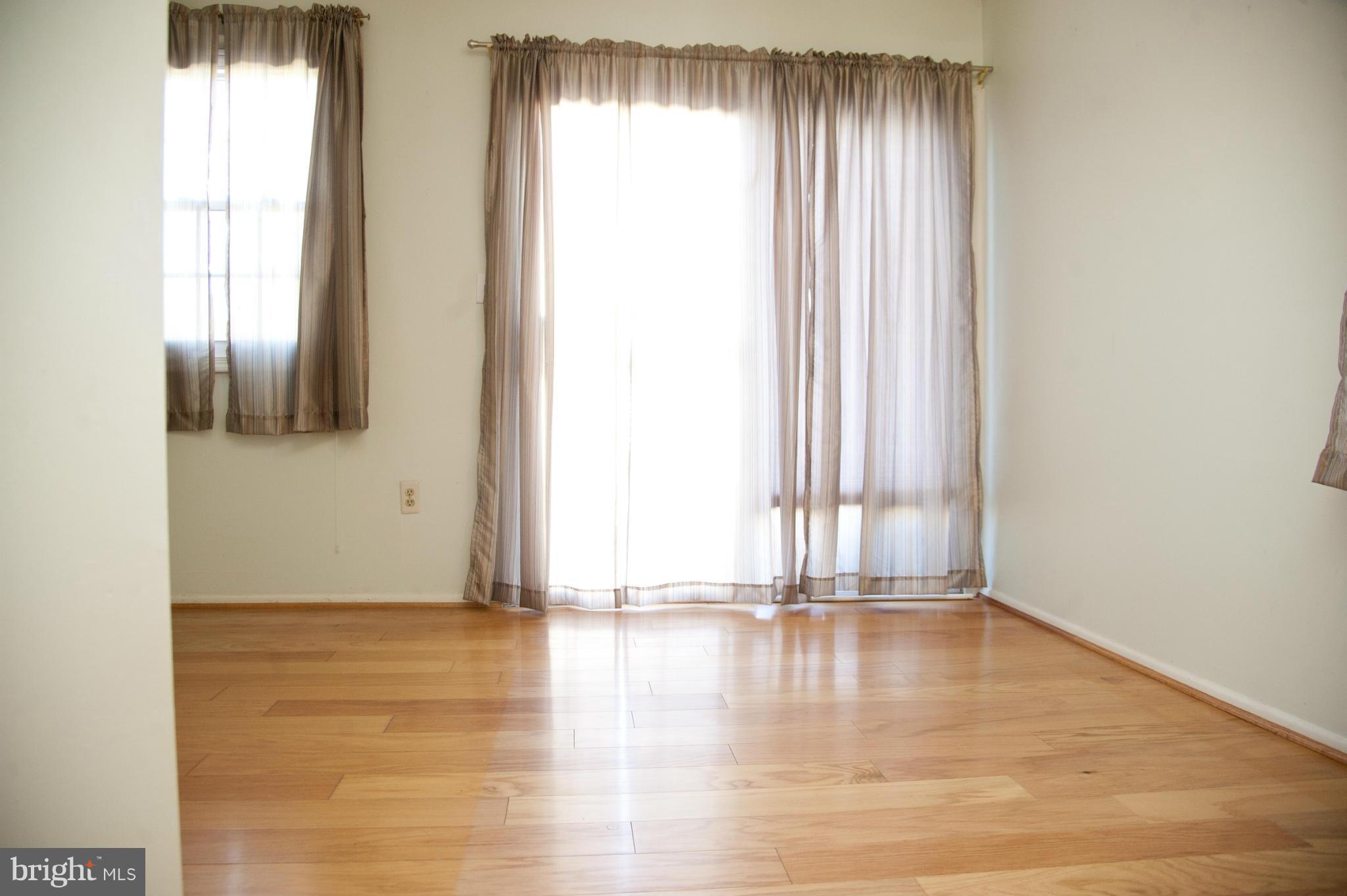 1605 Bishop Road Edgewater, MD 21037 - Photo 6 of 25 main level multi use room with bathroon