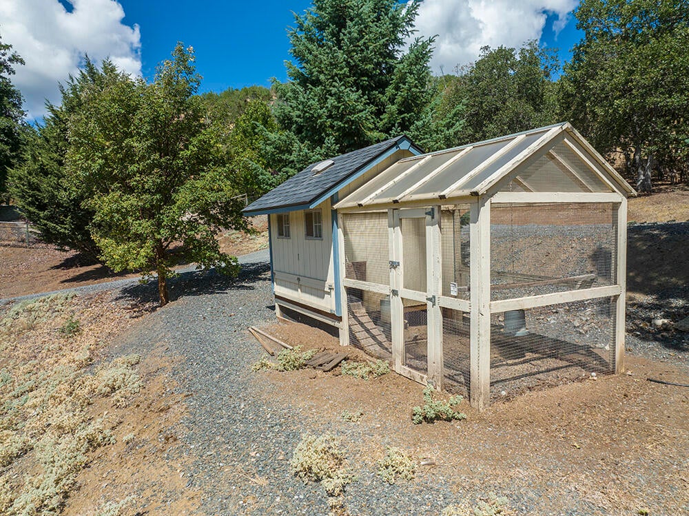 3848 North River Road Gold Hill, OR 97525 - Photo 36 of 45 39