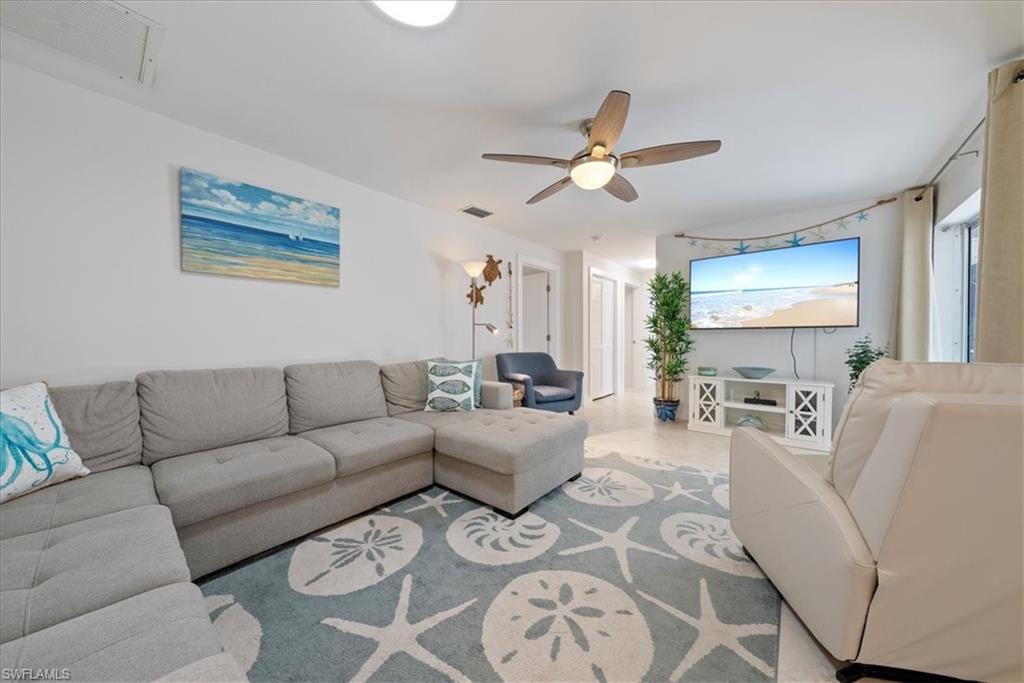 3600 Crayton Road Naples, FL 34103 - Photo 12 of 40