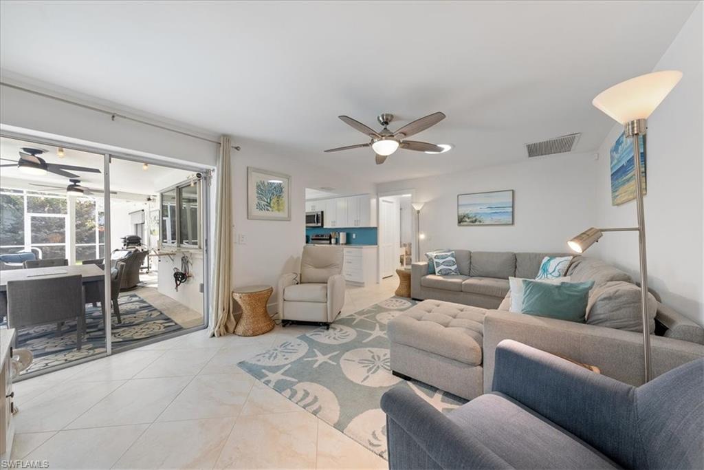 3600 Crayton Road Naples, FL 34103 - Photo 14 of 40