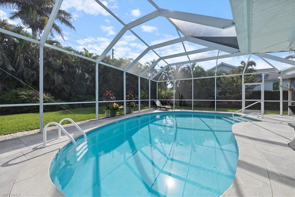 3600 Crayton Road Naples, FL 34103 - Photo 16 of 40