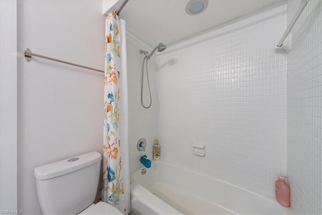 3600 Crayton Road Naples, FL 34103 - Photo 25 of 40