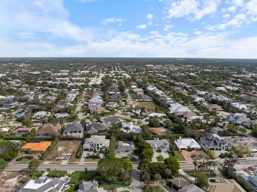 3600 Crayton Road Naples, FL 34103 - Photo 37 of 40