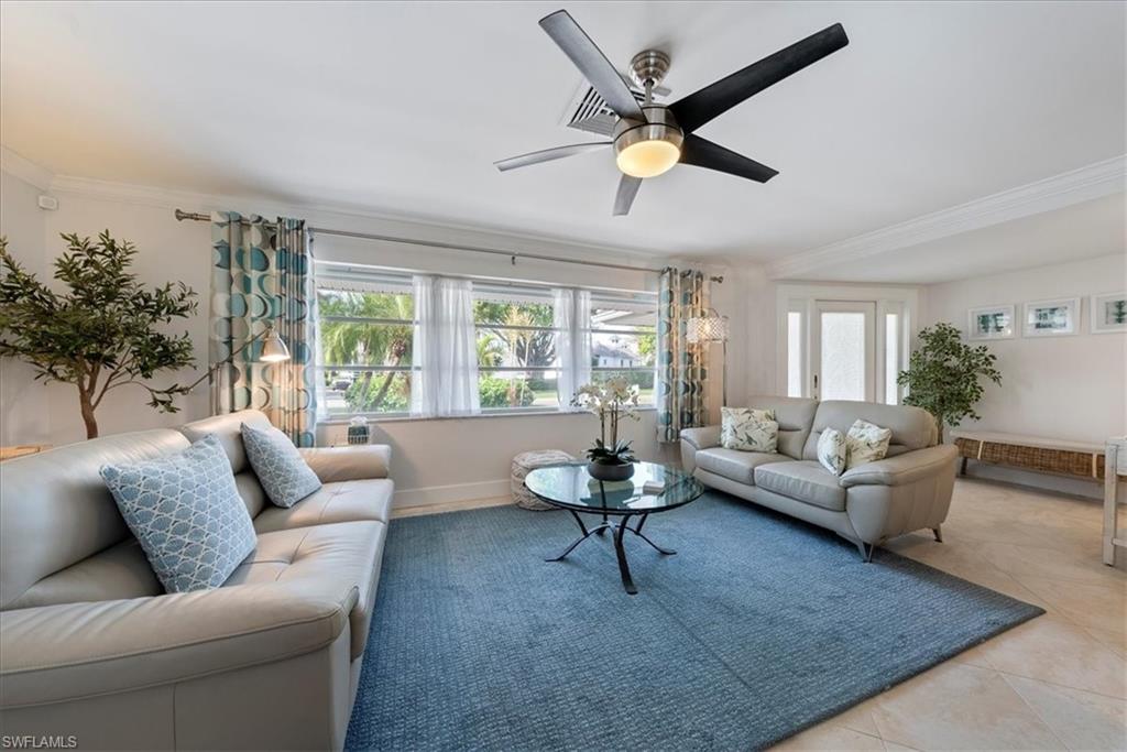 3600 Crayton Road Naples, FL 34103 - Photo 6 of 40