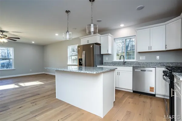 $360,000 | 652 North Kansas Street, Unit 652B, Edwardsville, IL 62025