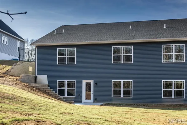 $360,000 | 652 North Kansas Street, Unit 652B, Edwardsville, IL 62025