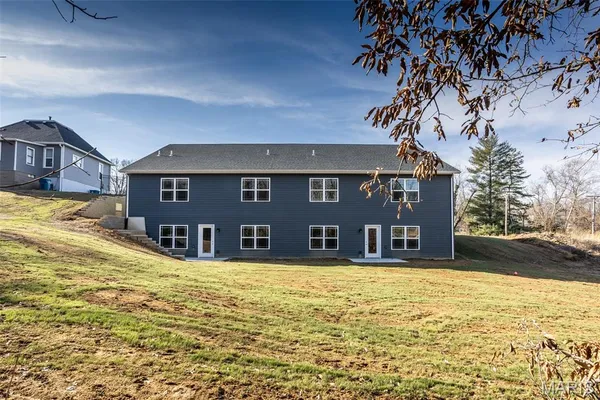 $360,000 | 652 North Kansas Street, Unit 652B, Edwardsville, IL 62025