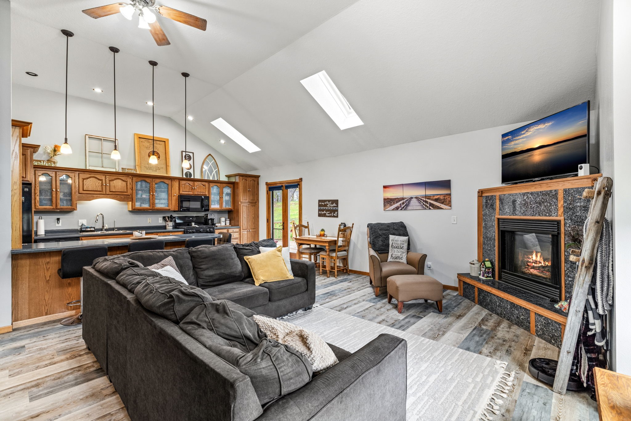 2418 Panorama Road Menomonie, WI 54751 - Photo 12 of 55