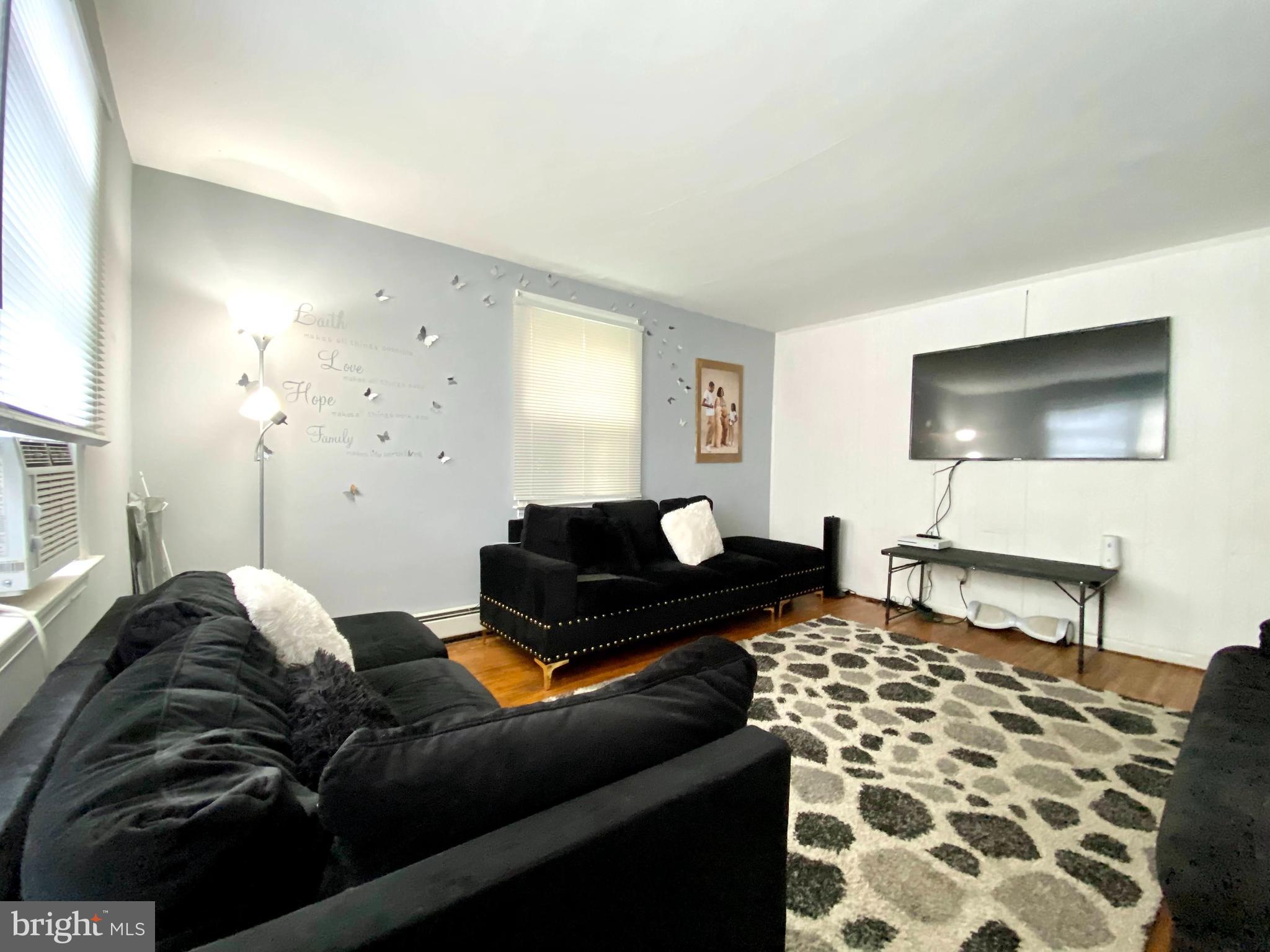 240 East Avon Road Brookhaven, PA 19015 - Photo 4 of 27