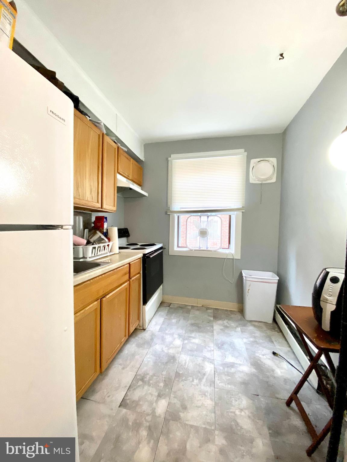 240 East Avon Road Brookhaven, PA 19015 - Photo 10 of 27