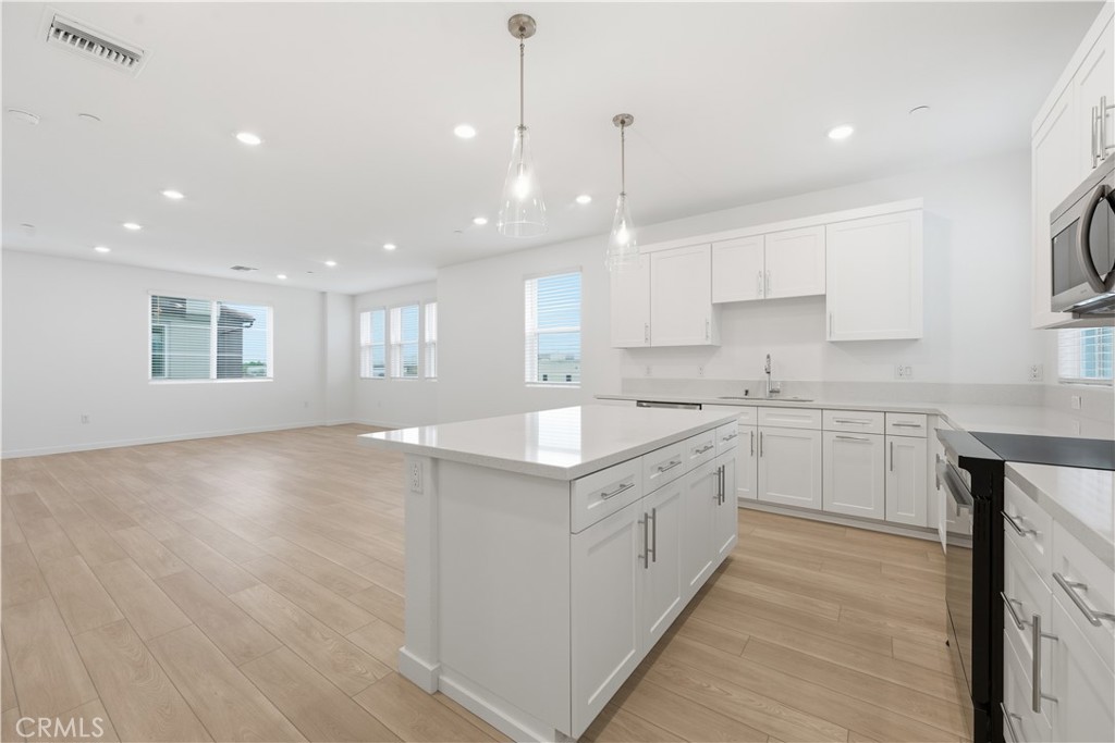 9365 Via Azul Pico Rivera, CA 90660 - Photo 13 of 53 PHOTO IS OF MODEL MATCH