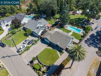 $1,998,000 | 102 Belgian Drive, Danville, CA 94526