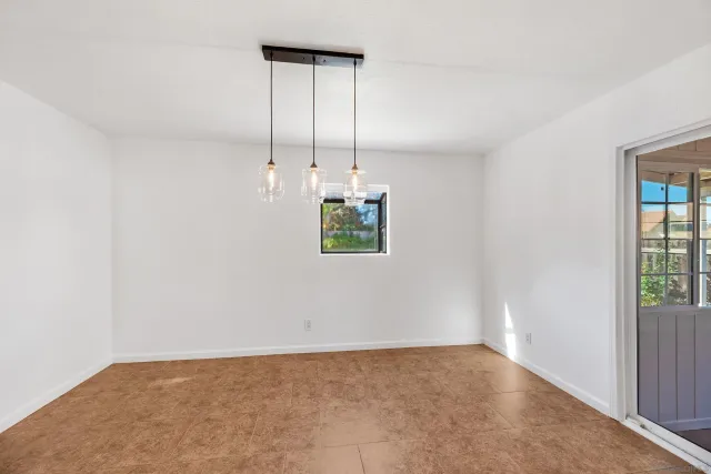 $3,995 | 906 Lacebark Street, San Marcos, CA 92069