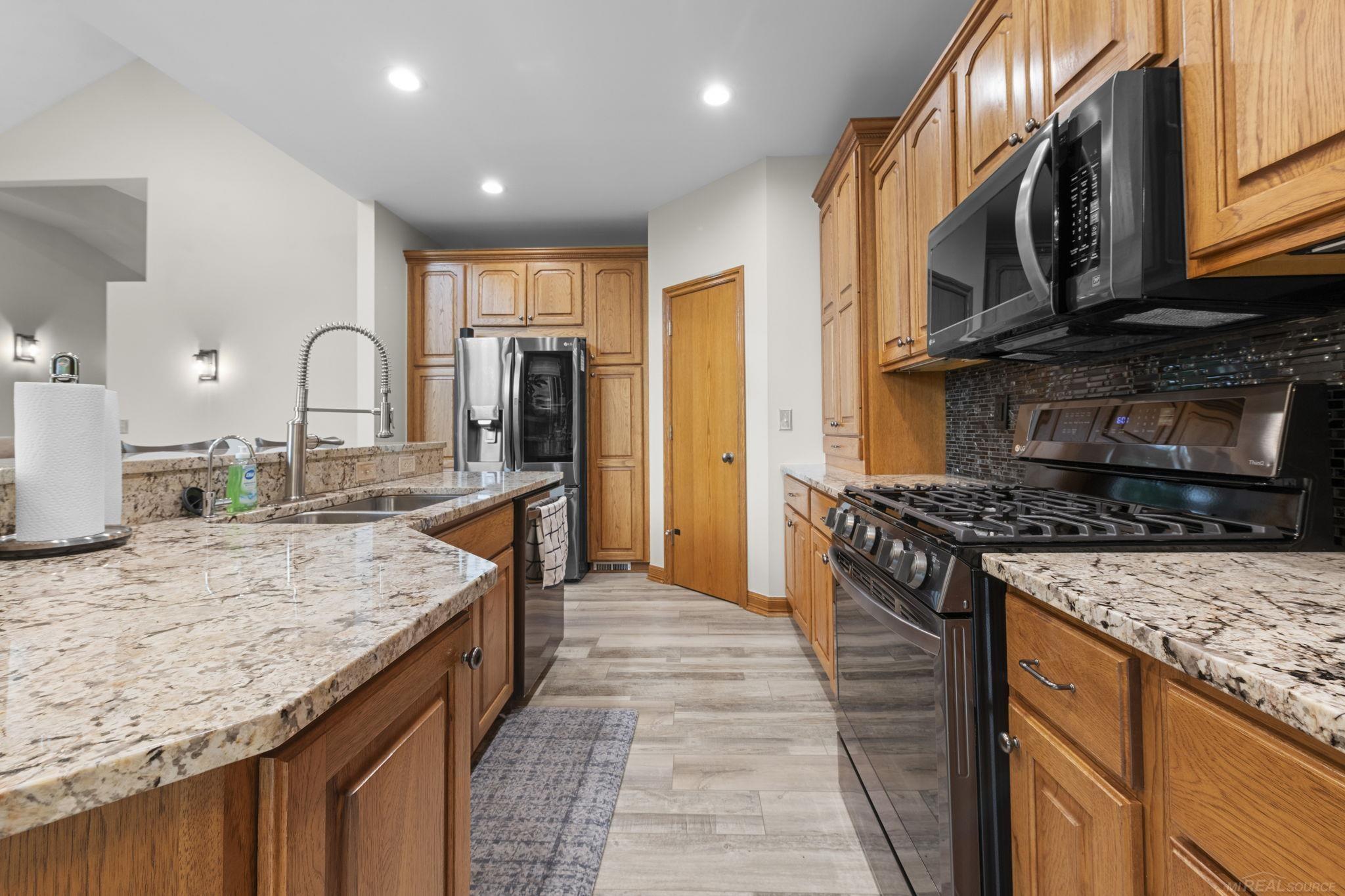 75993 McKay Road Romeo, MI 48065 - Photo 15 of 60